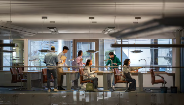 Del 4: Utmaningar med öppna kontorslandskap – Hur företag kan hantera buller